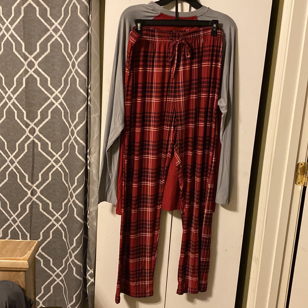 NFL Arizona Cardinals Men Pijama Size L, Color Red With Gray Sleeves NWT - Picture 2 of 4